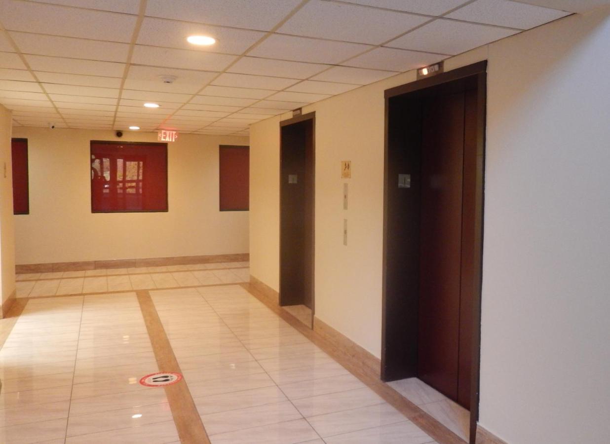 Red Roof Inn Harrisonburg - University Area Экстерьер фото
