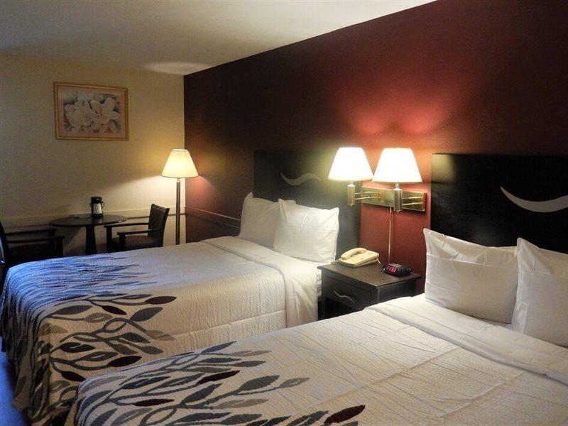 Red Roof Inn Harrisonburg - University Area Экстерьер фото